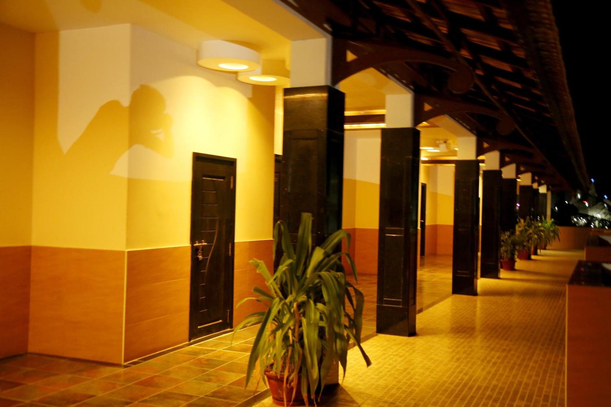 Seagate Church View Resorts Velankanni Ngoại thất bức ảnh